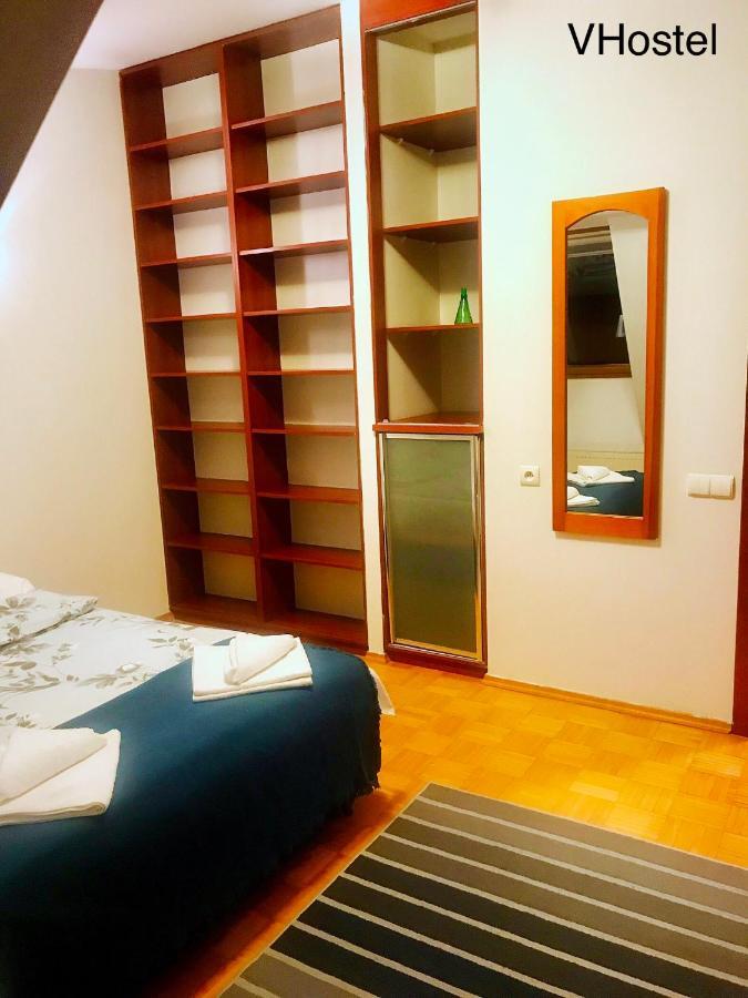 V Hostel วอร์ซอ ภายนอก รูปภาพ